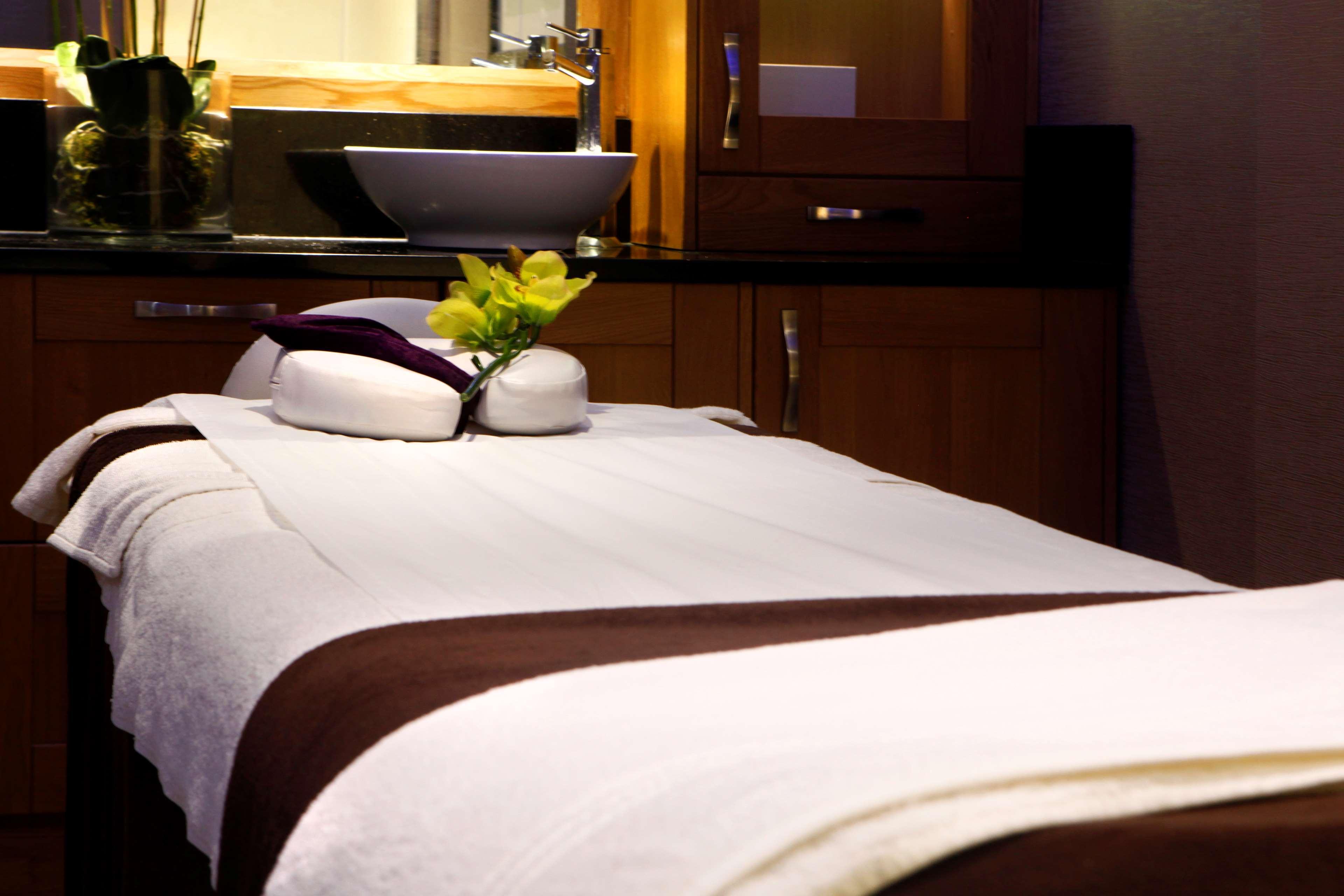 Windmill Village Hotel, Golf Club & Spa, BW Signature Collection Coventry Eksteriør billede