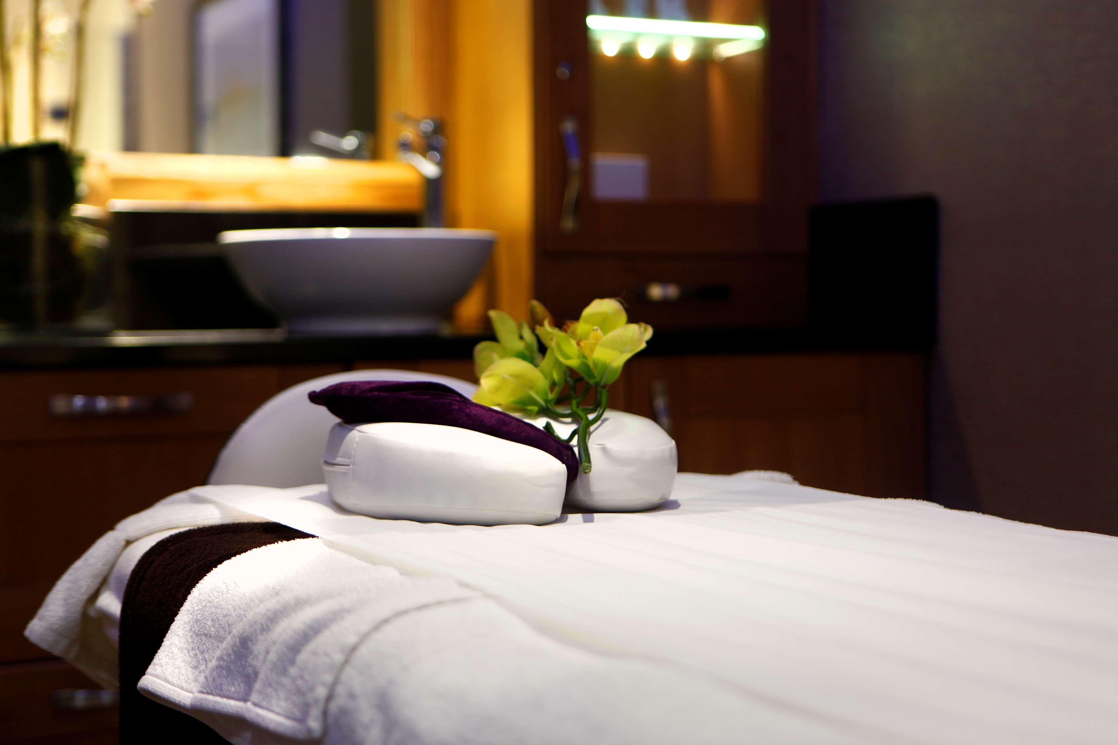 Windmill Village Hotel, Golf Club & Spa, BW Signature Collection Coventry Eksteriør billede