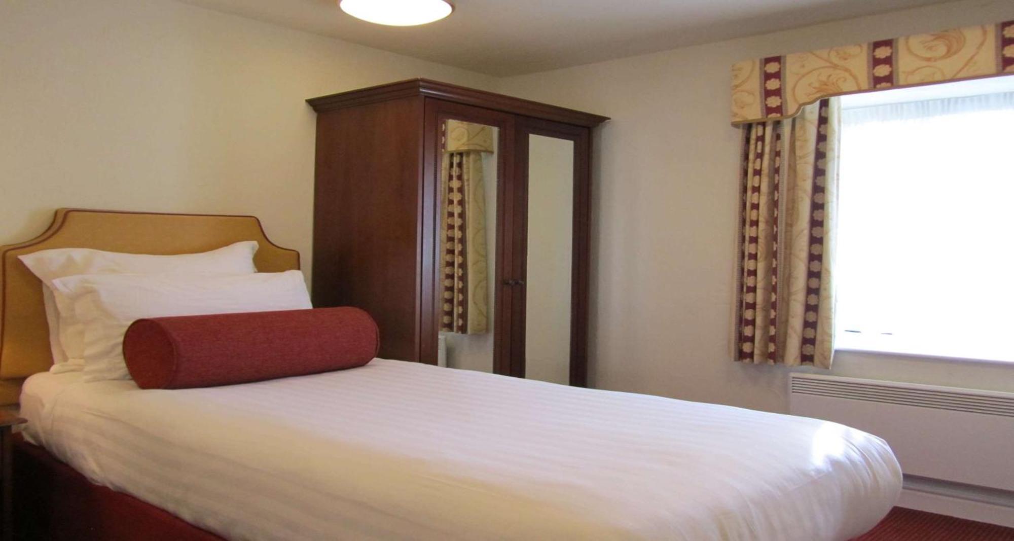 Windmill Village Hotel, Golf Club & Spa, BW Signature Collection Coventry Eksteriør billede