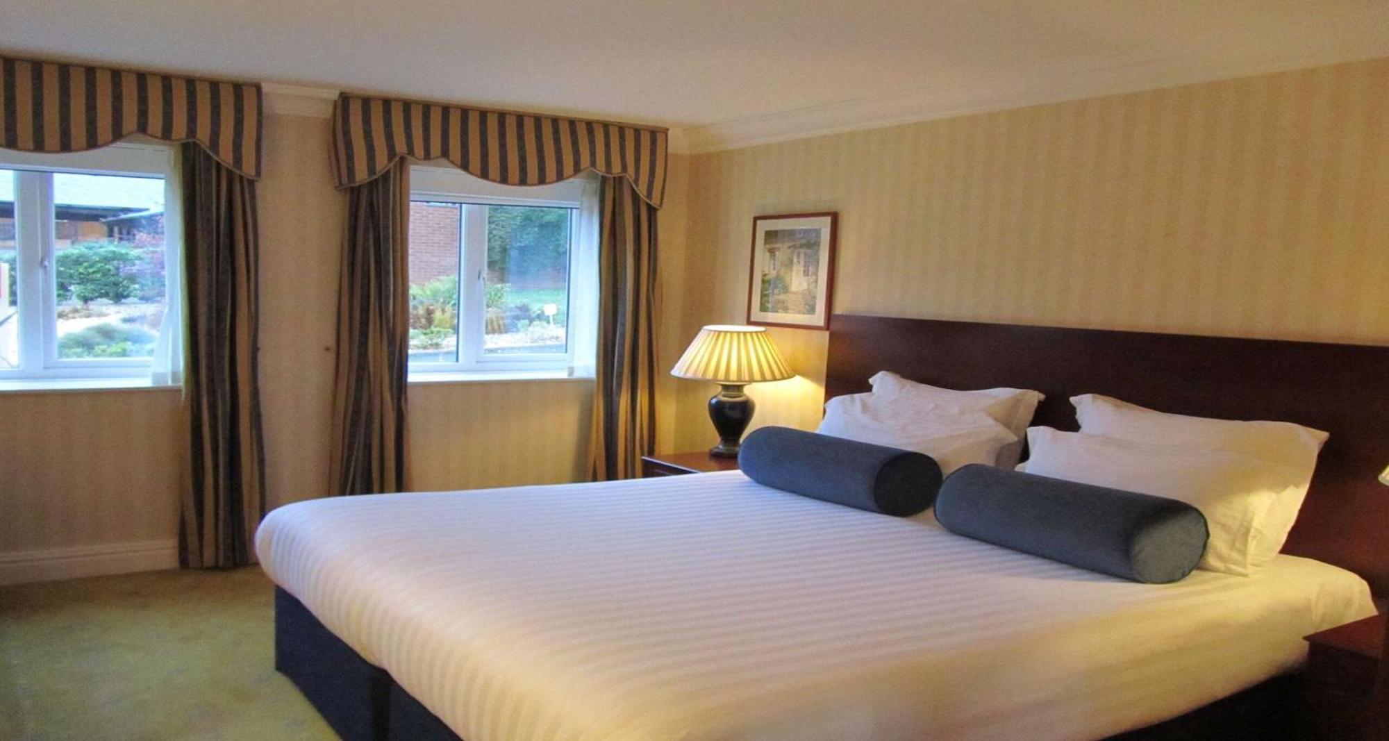 Windmill Village Hotel, Golf Club & Spa, BW Signature Collection Coventry Eksteriør billede